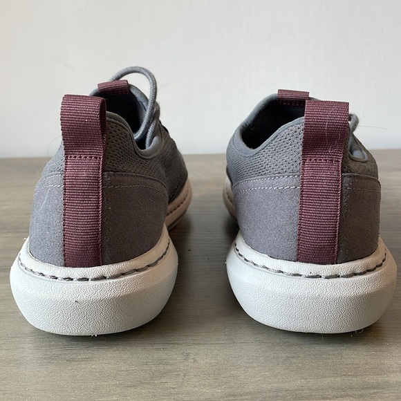 Clark’s, men’s/youth 7, women’s 8.5-9, step urban low gray tennis shoe - Picture 5 of 9